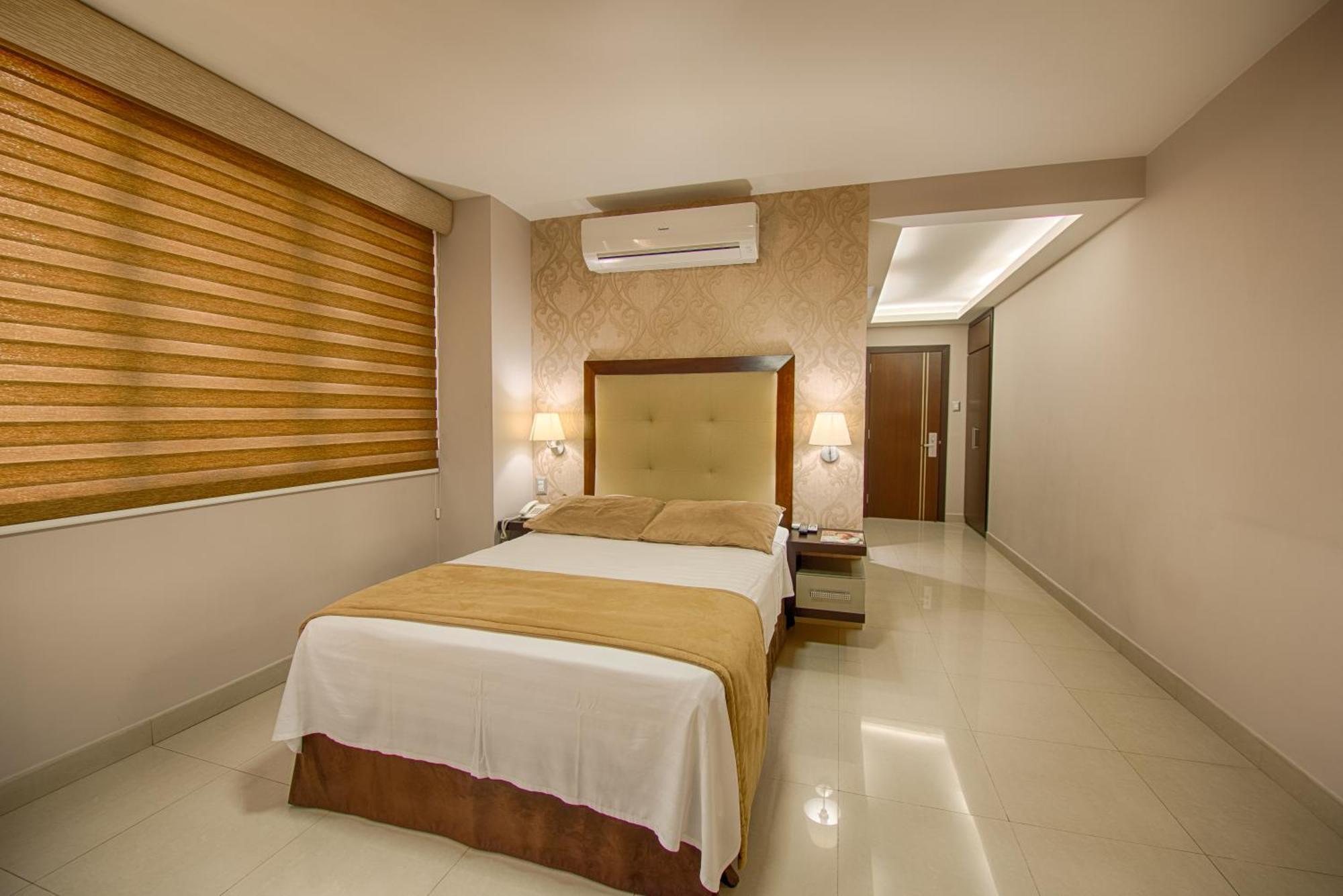 Hotel Veuxor Machala Esterno foto