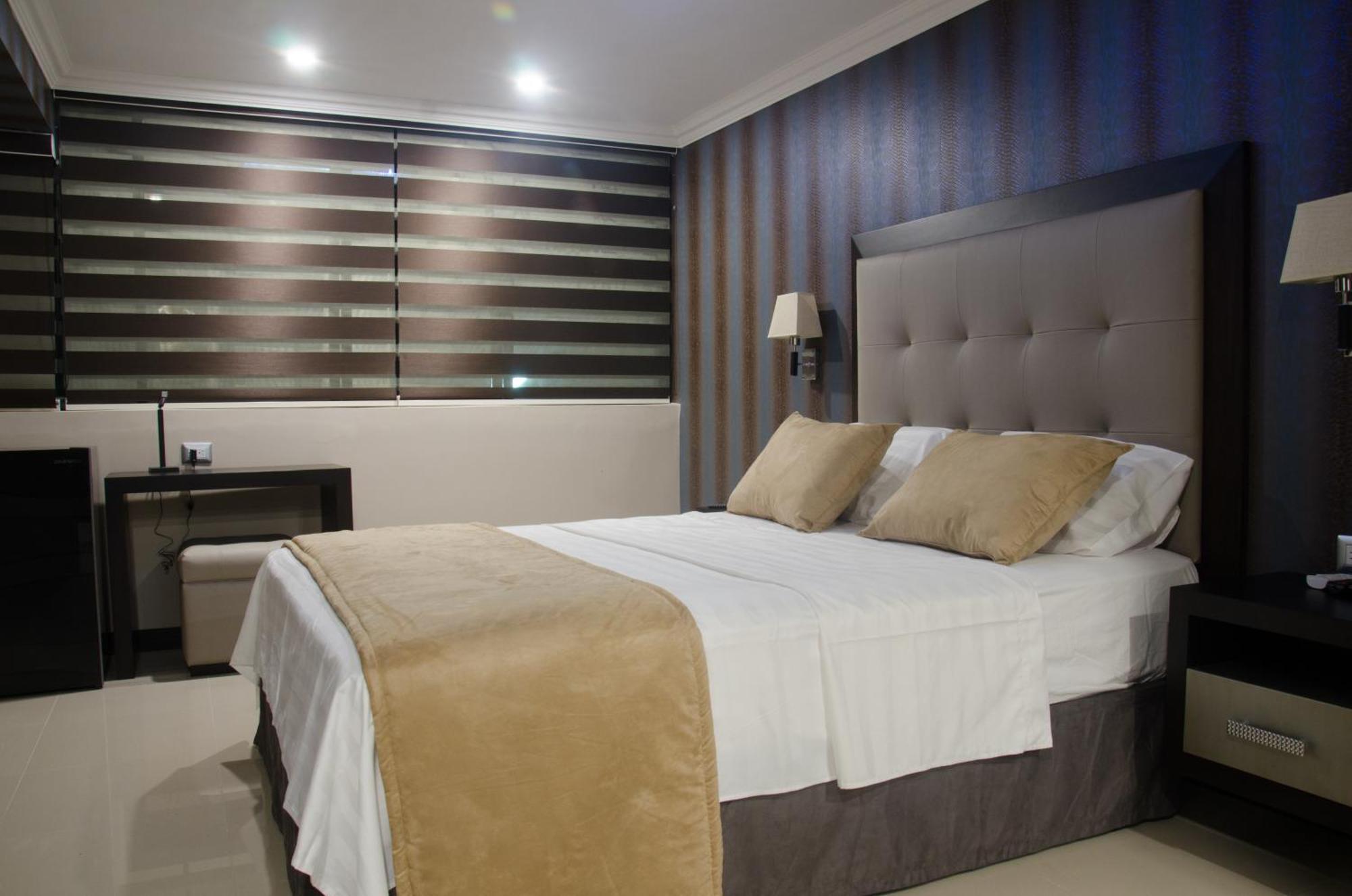 Hotel Veuxor Machala Esterno foto