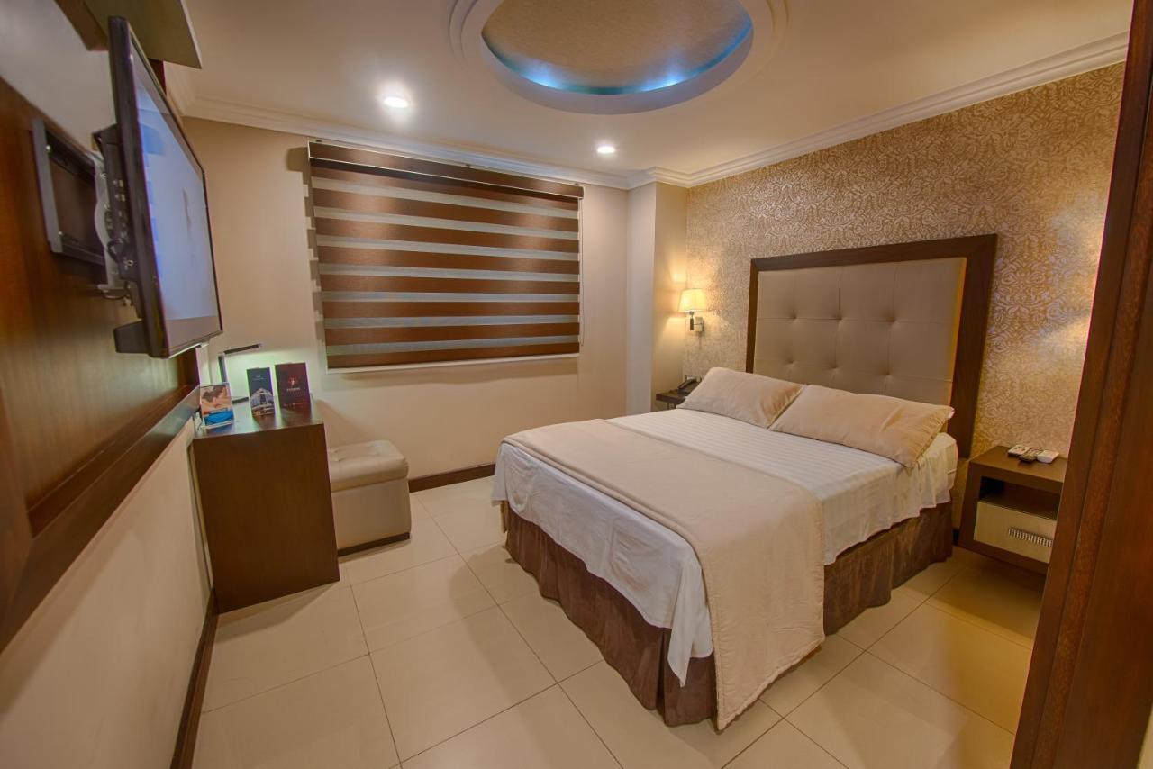 Hotel Veuxor Machala Esterno foto